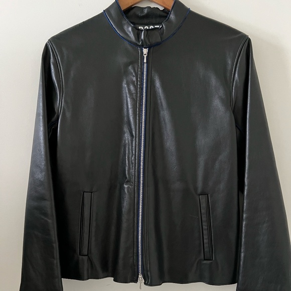 Roots 100% Black Leather Jacket Size M - Picture 1 of 16